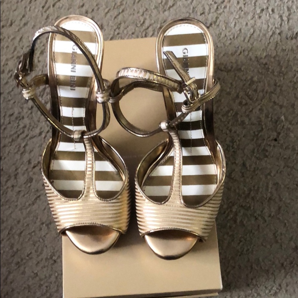 Gianni Bini heels. Excellent shape